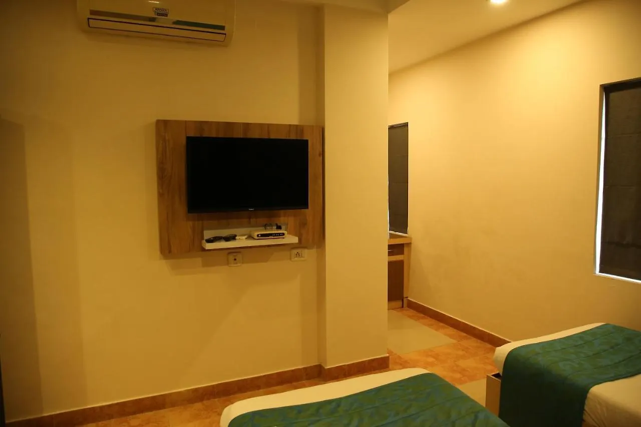 **  Hotel Metromanor Kozhikode India
